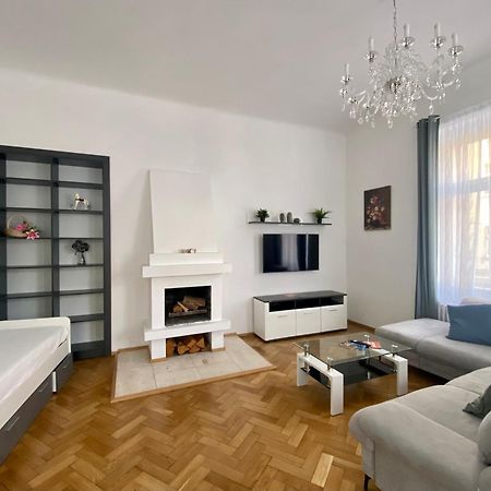 Top Class Apartments In Carlsbad Bulharska Street كارلوفي فاري المظهر الخارجي الصورة