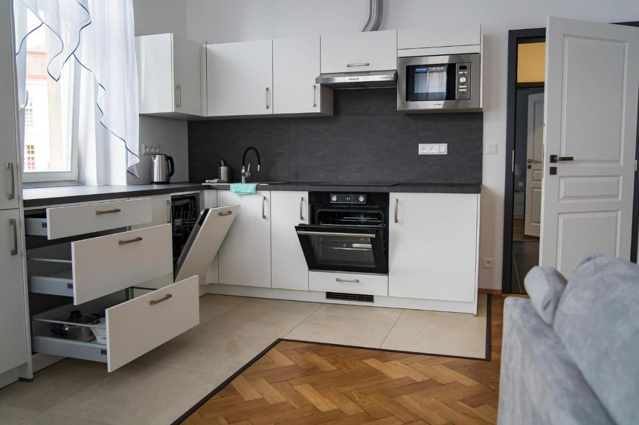 Top Class Apartments In Carlsbad Bulharska Street كارلوفي فاري المظهر الخارجي الصورة