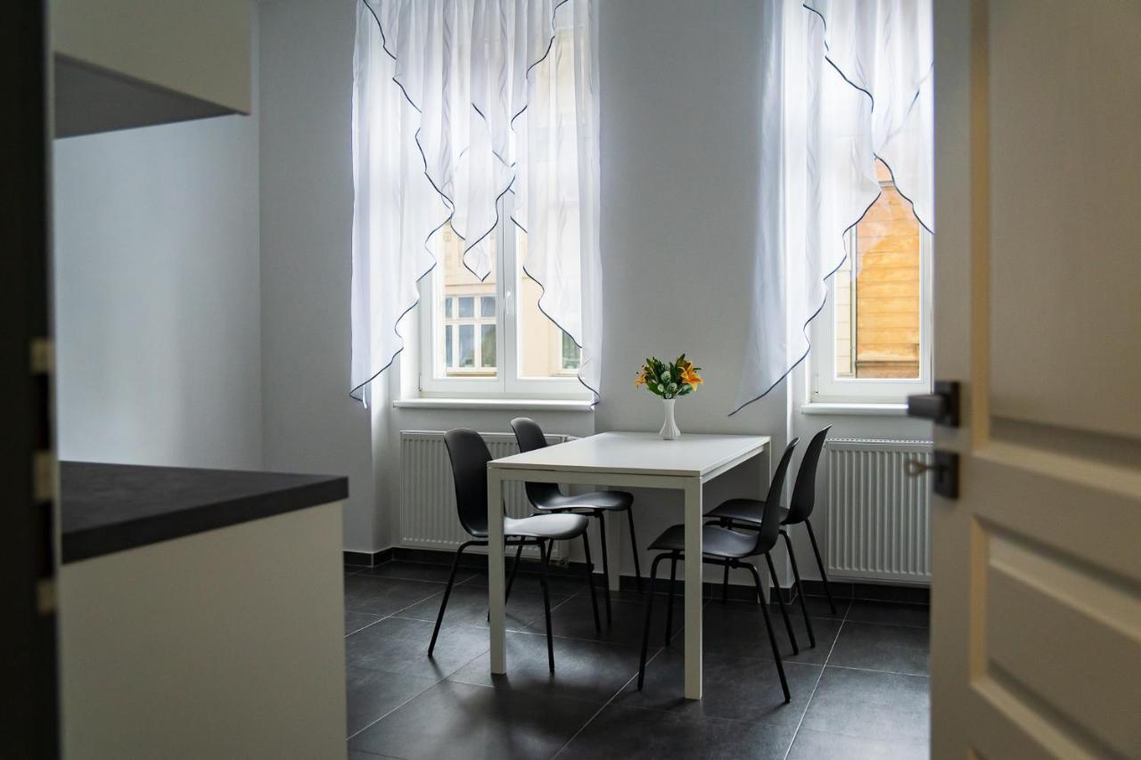 Top Class Apartments In Carlsbad Bulharska Street كارلوفي فاري المظهر الخارجي الصورة