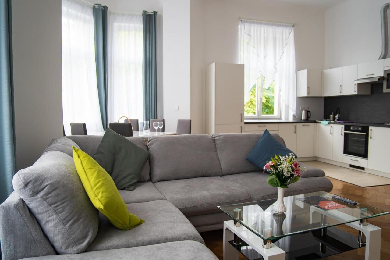 Top Class Apartments In Carlsbad Bulharska Street كارلوفي فاري المظهر الخارجي الصورة