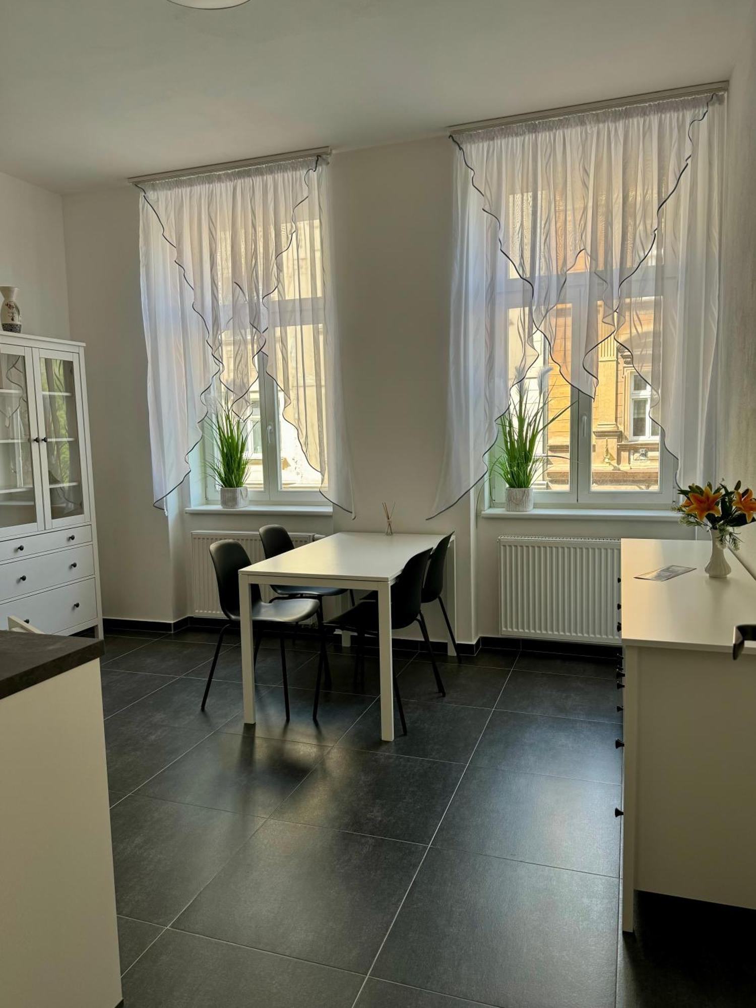Top Class Apartments In Carlsbad Bulharska Street كارلوفي فاري المظهر الخارجي الصورة
